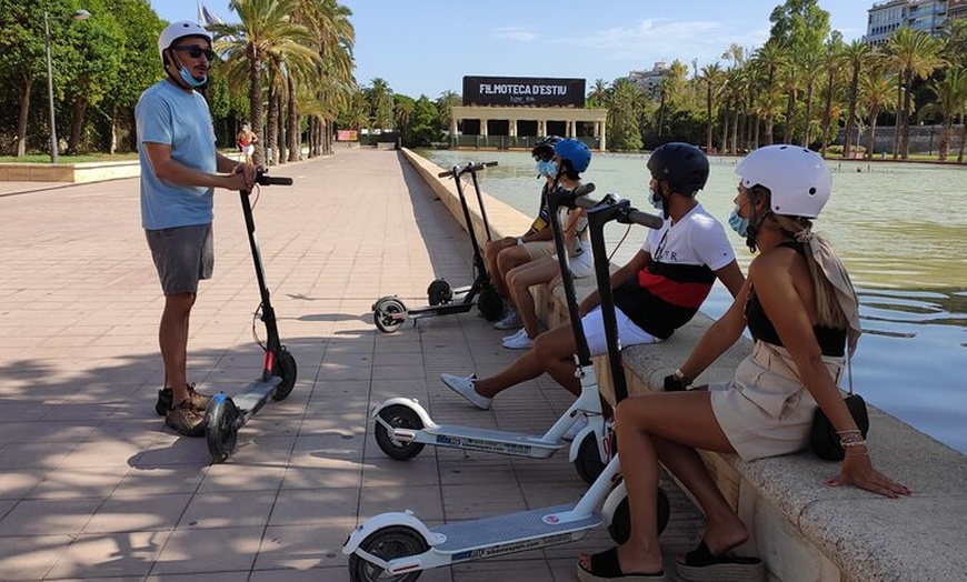 Image 5: Pasea por Valencia en Scooter eléctrico