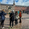 Image 2: Tour a pie por Madrid : Puerta del Sol, Plaza Mayor & Palacio Real.
