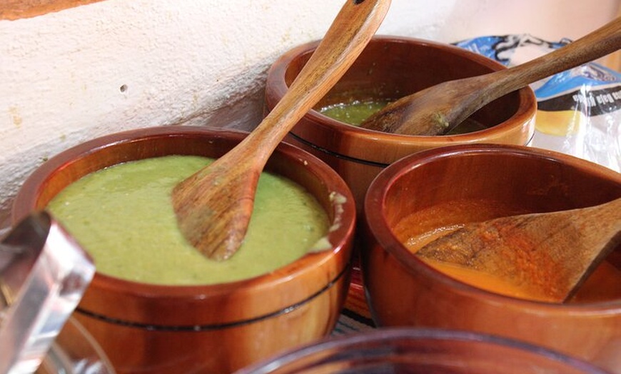 Image 25: Shopping and Mexican food in a Private Guided Cancun Tour