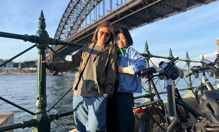 Image 22: Guided Electric Bike Tour of Sydney with Bluetooth helmets