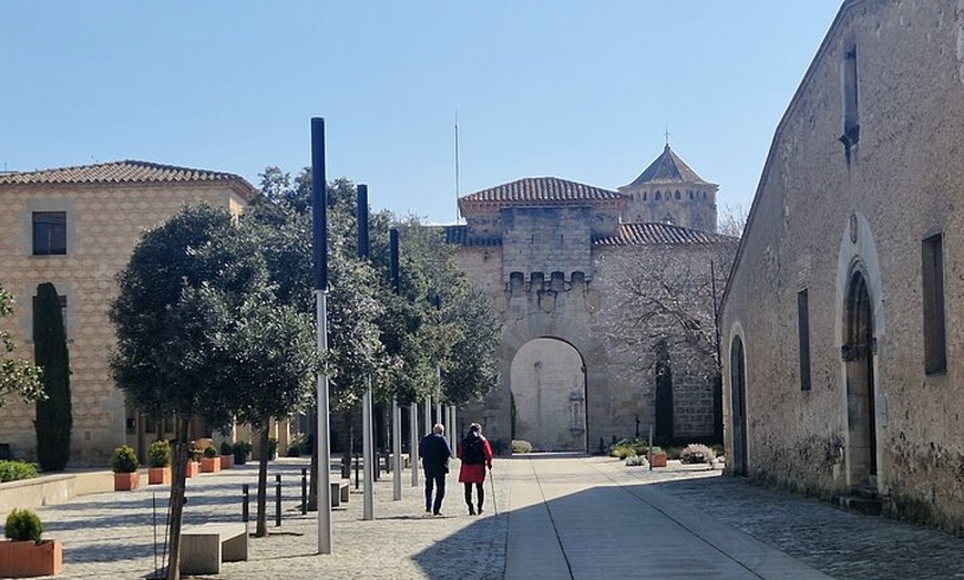 Image 11: Tour monasterio Poblet con recogida en el hotel
