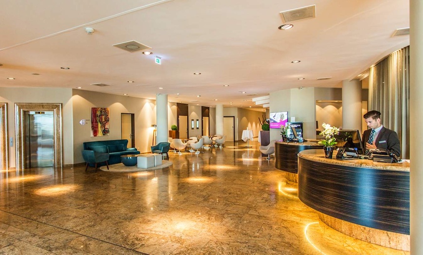 Image 35: ✈ SUISSE | Lausanne - Mövenpick Lausanne 4*, 1 nuit