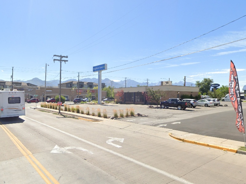 Parking at [U018] 1420 South 300 W. Lot