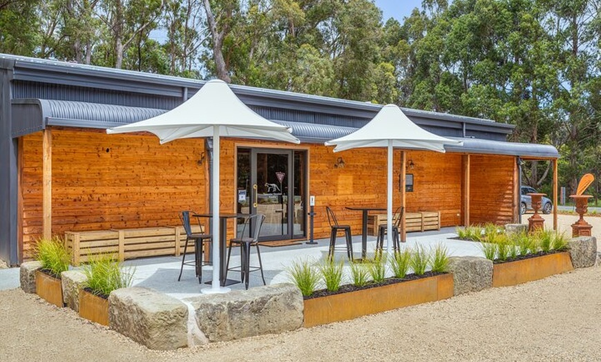 Image 16: 5 Day Island Icons Tassie Day Tour Bundle