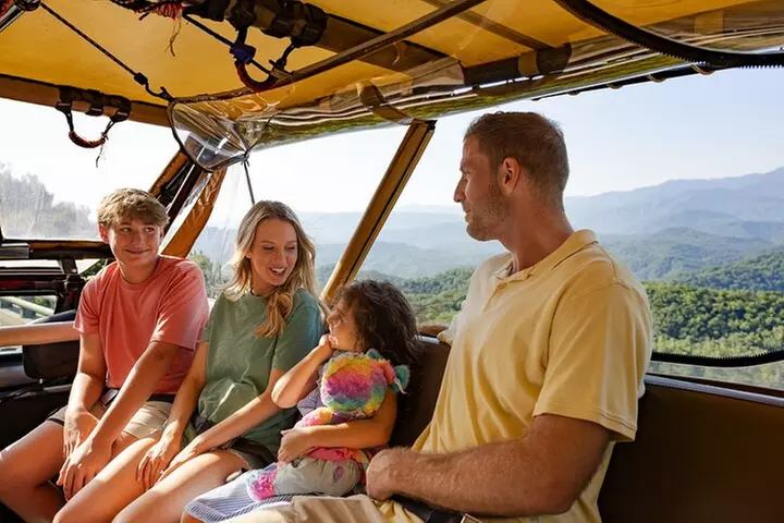 Smoky Mountains Newfound Gap Jeep Tour