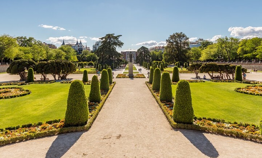 Image 18: Museo del Prado y Parque del Retiro con Aperitivo