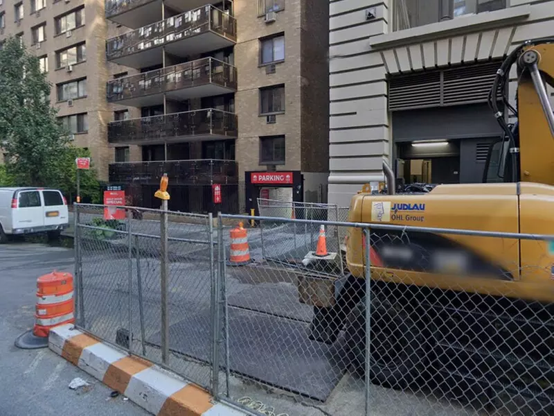 Parking at City Parking - 16 West 16th Street Garage LLC