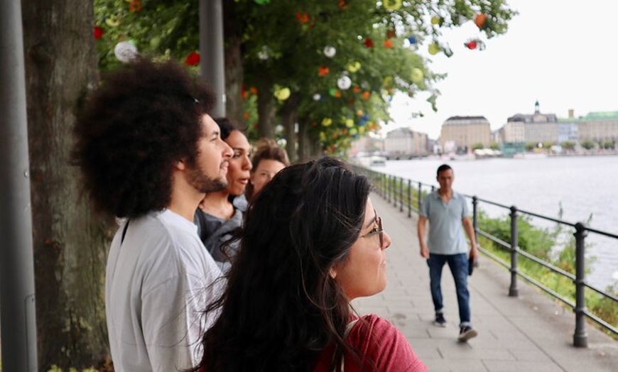 Image 9: Hamburg Walking Food Tour mit 7 authentischen lokalen Gerichten