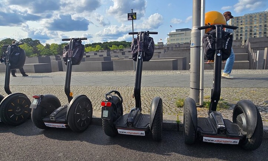 Image 5: Berlin 3 Stündige VIP Segway Tour Ost küsst West + Berliner Guide
