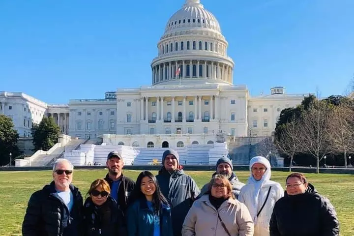 DC Combo: Narrated Scenic Boat Cruise & National Mall Bus Tour