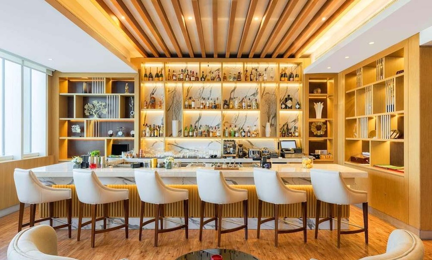 Image 18: ✈ EMIRATI ARABI UNITI | Dubai - V Hotel Dubai Curio Collection by H...