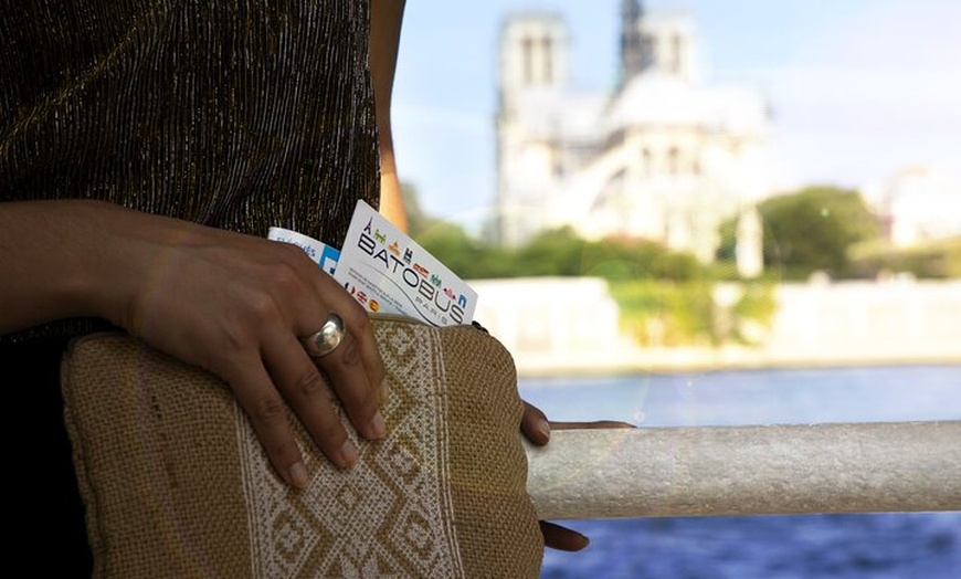 Image 4: Croisière à arrêts multiples sur la Seine à Paris