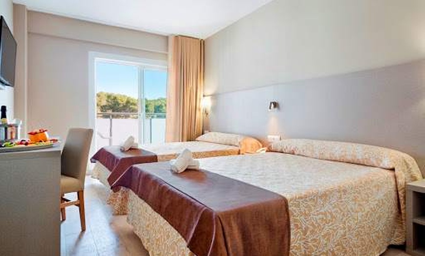 Image 7: ✈ COSTA DORADA | Cap de Salou - Best Cap Salou 3* - Aqua Parc