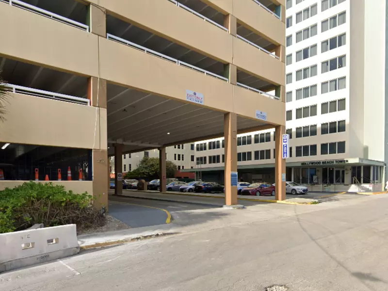 Parking at Hollywood Beach Parking Garage