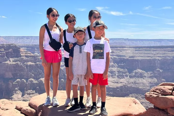 9am Start Small Group Grand Canyon Skywalk & Hoover Dam Tour