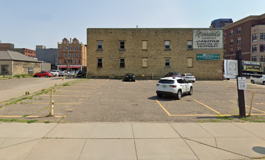 Image 2: Parking at Lot 2031