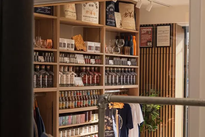 Aviemore Cairngorm Gin Tasting Experience - Image 6