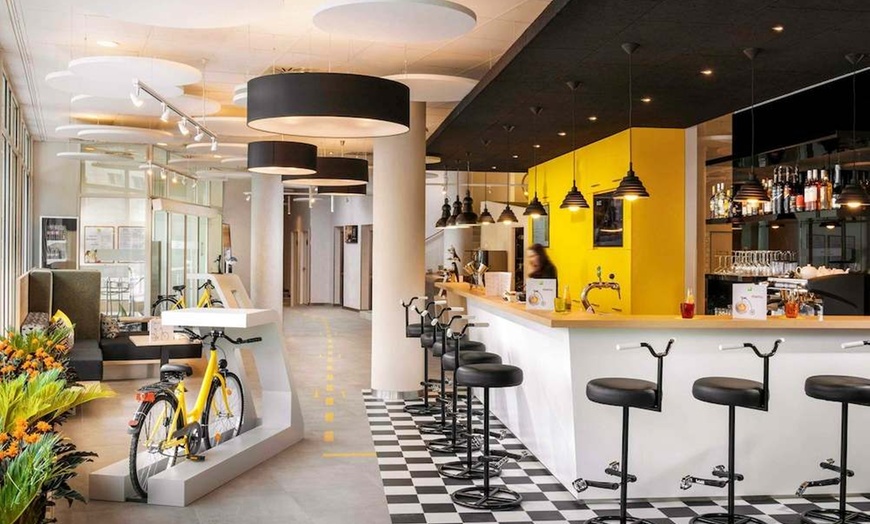Image 1: ✈ WĘGRY | Budapeszt - Ibis Styles Budapest City 3*, 2 nocy - City b...