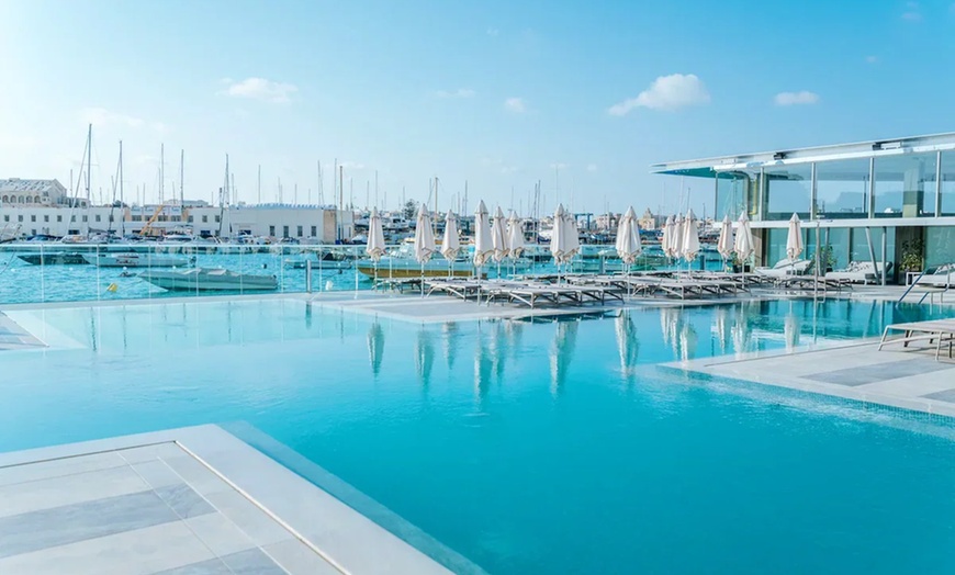 Image 1: ✈ MALTA | Sliema - ST Azur Hotel 3*, 3 nachten - Buitenzwembad