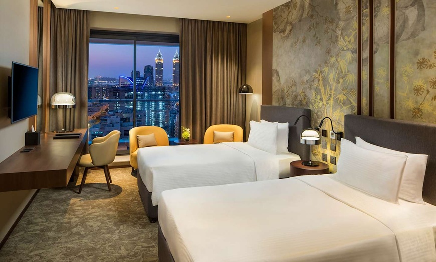 Image 2: ✈ UNITED ARAB EMIRATES | Dubai - Millennium Place Barsha Heights Ho...