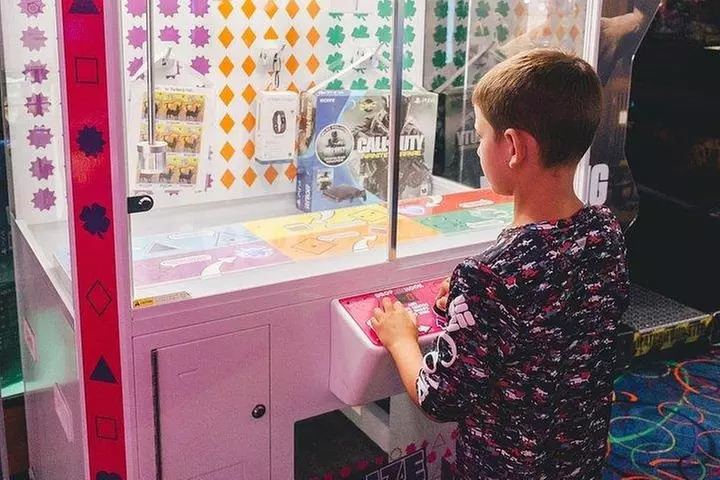 $100 Arcade City Pigeon Forge Play Card (+$45)