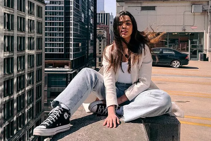 Chicago Insta Walk with Digital and Polaroid Photoshoot - Primary Image