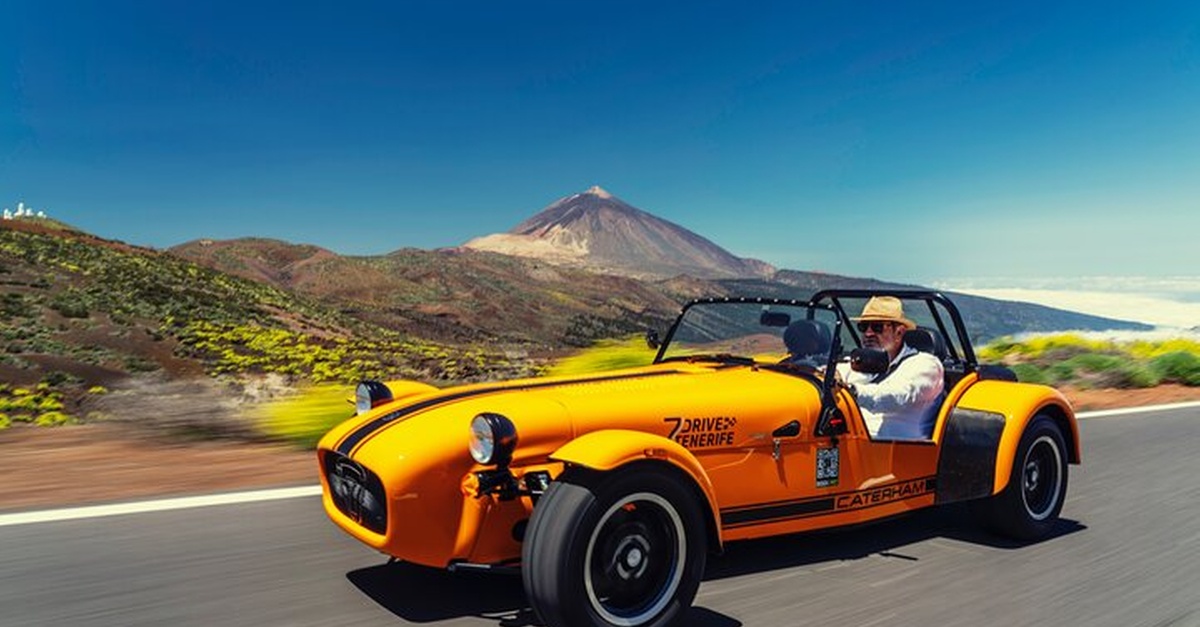 Experiencia de conducción de un Caterham Lotus 7 en Tenerife