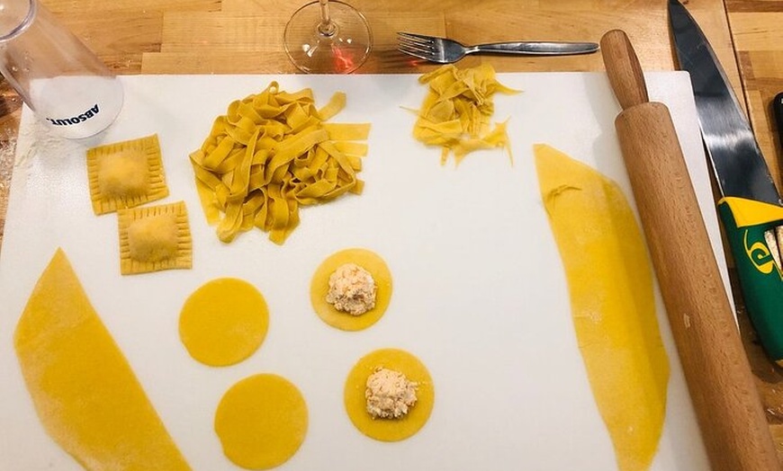 Image 4: Cucina di Mamma - Lezione di preparazione della pasta