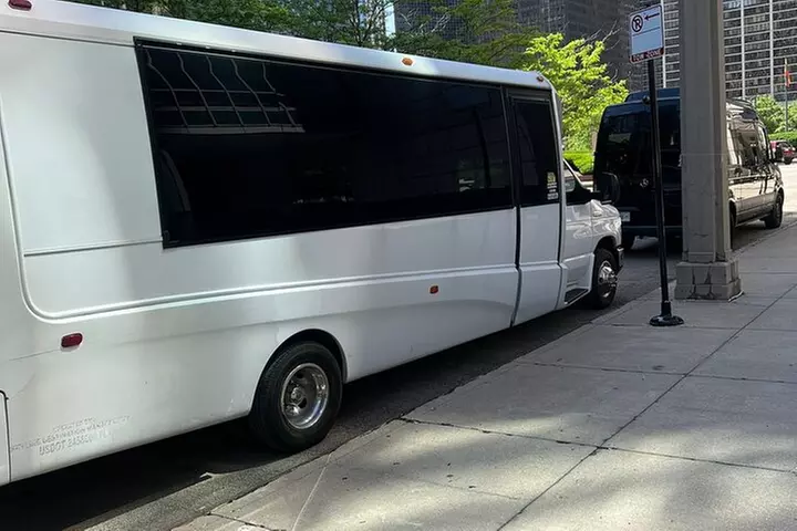 Private Sedan Transfer from O'Hare and Midway Airport to Chicago - Second Medium