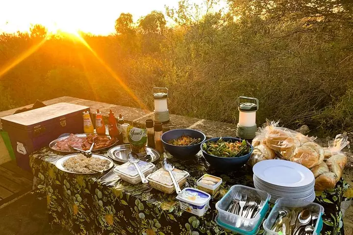 Pinnacles Sunset Stargazing Dinner Experience Small Group Tour