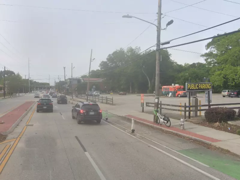 Parking at 327 Moreland Ave. NE. Lot