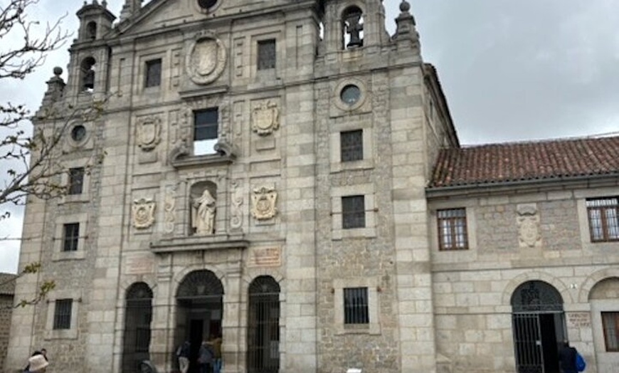 Image 12: Tour Privado a Avila Medio Día en Minivan