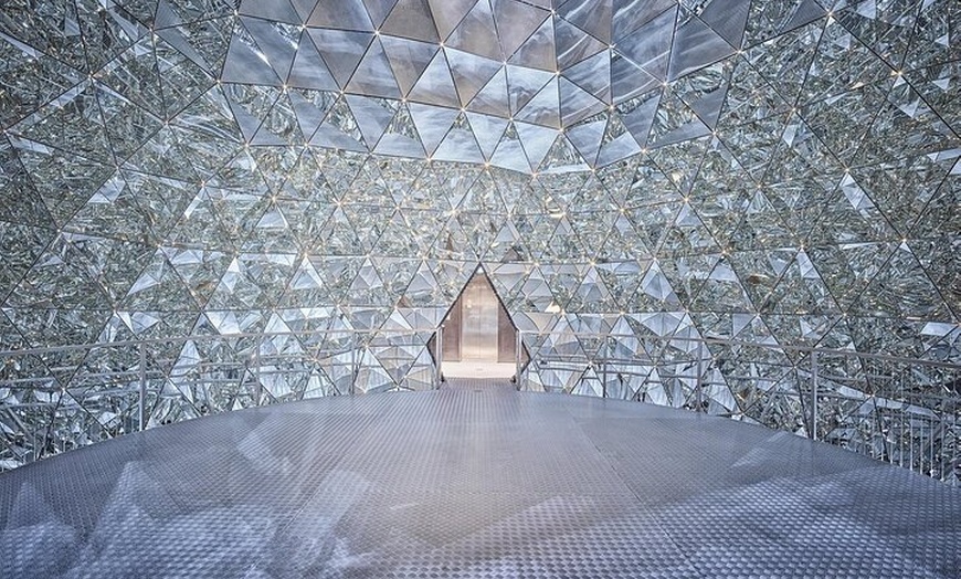 Image 11: Privater Tagesausflug nach Swarovski Crystals und Innsbruck