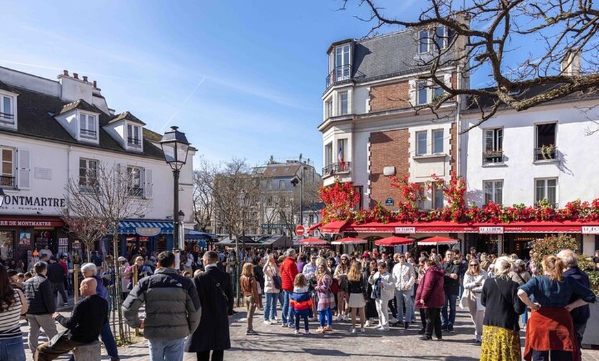 Image 8: Visite à pied de Montmartre : Sacré-Cœur, pierres précieuses cachée...