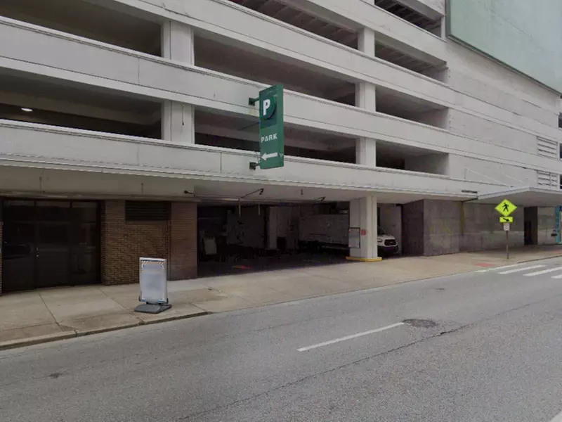 Parking at 222 W. 7th St. Garage
