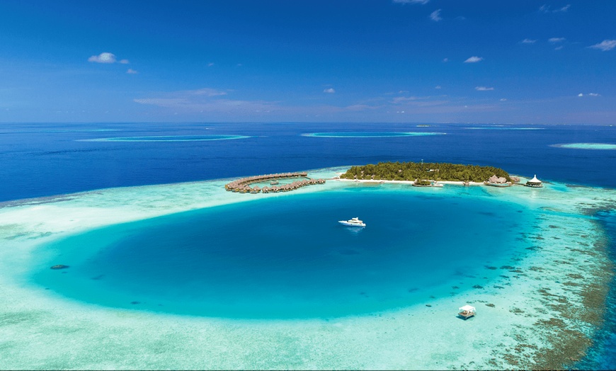 Image 2: ✈ MALDIVES | Malé du Nord - Baros Maldives 5* - Premium