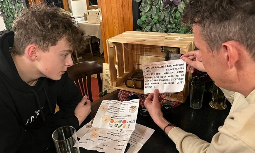 Image 3: Speisereise Vier Gänge Dinner mit Quiz für alle Sinne in Weimar