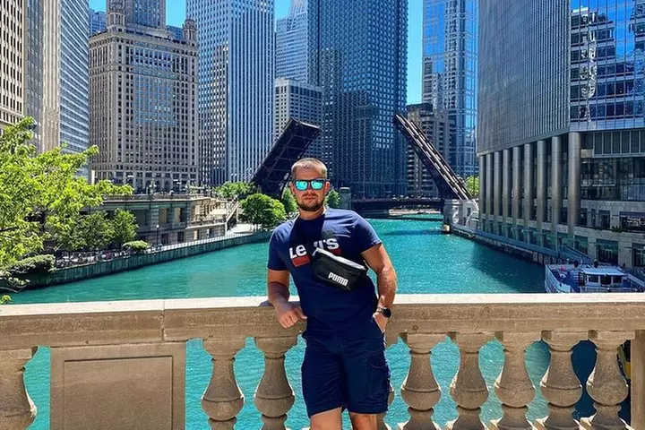 Chicago Private Instagram Car Tour (Private & All-Inclusive)