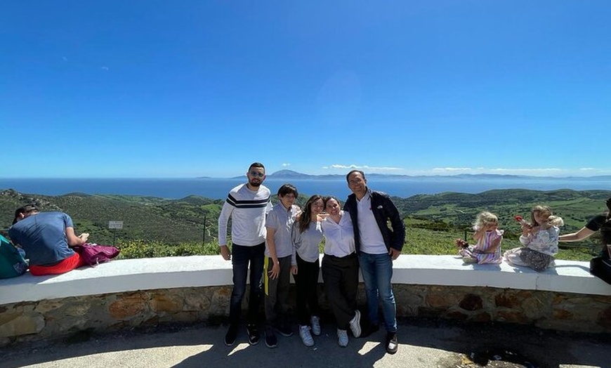 Image 2: Excursión privada de un día desde Costa Del Sol a Chefchaouen todo ...