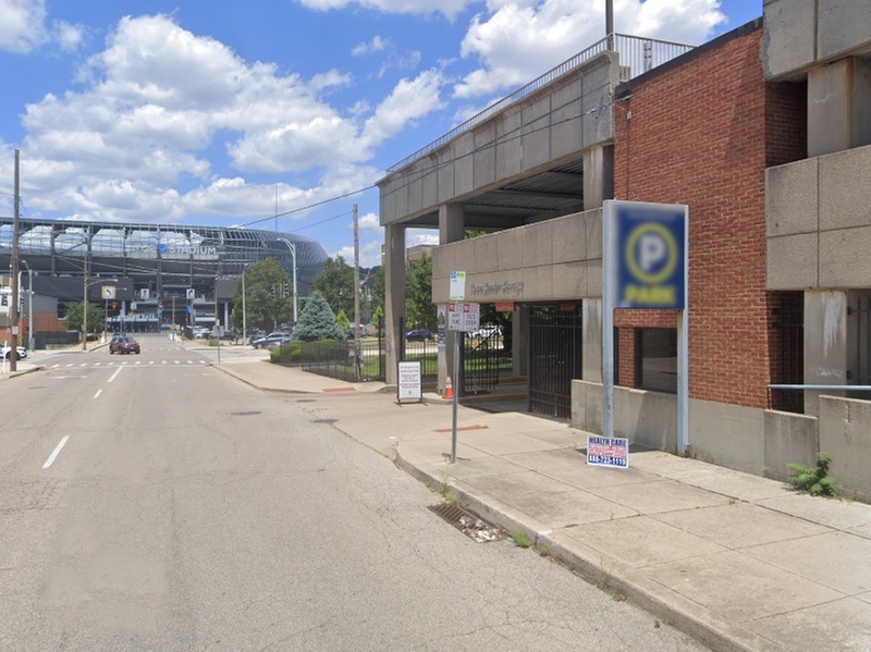 Parking at Town Center Garage - P8673