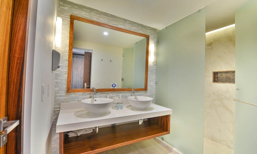 Image 6: ✈ MEXIQUE | Playa del Carmen - Sandos Caracol Eco Resort & Spa 5* -...