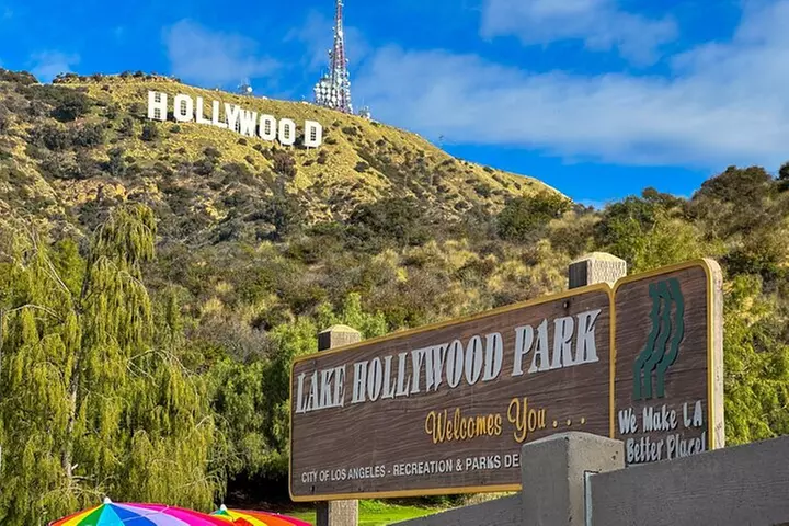 VIP Private Guided Hike to Hollywood Sign Viewpoint