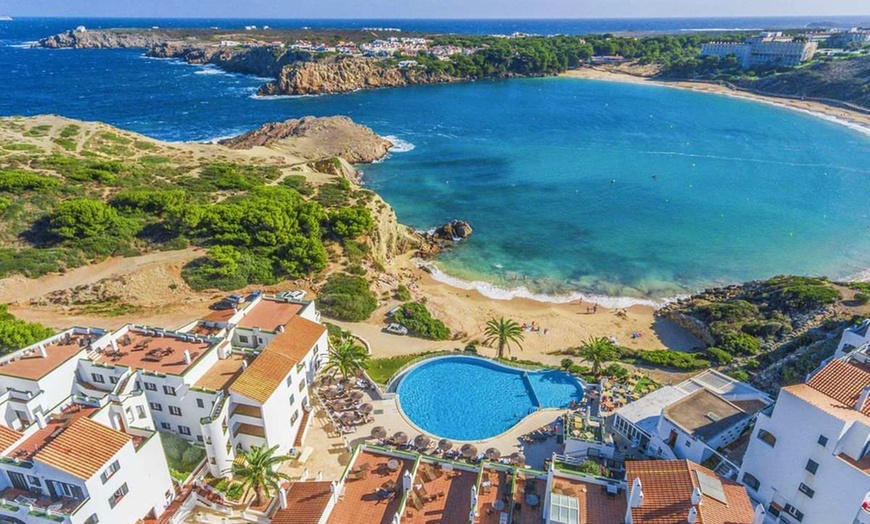 Image 10: ✈ MINORQUE | Arenal d'en Castell - White Sands Beach Club 3* - Appa...