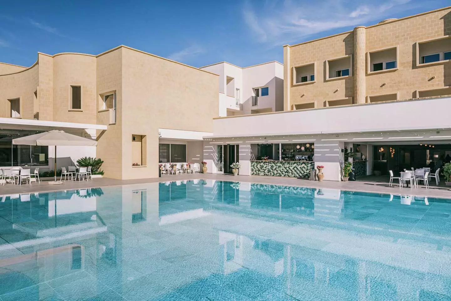 ✈ SICILE | Campofelice di Roccella - Mangia's Himera Resort 4*, 3 n...