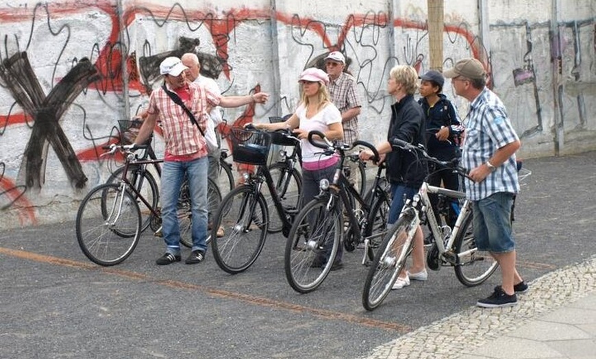 Image 3: Berliner Mauer und Highlights E Bike Tour in Berlin