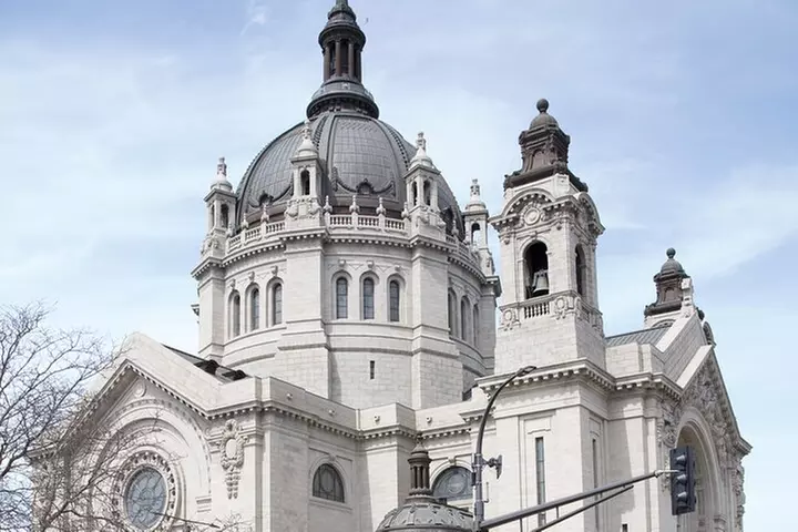 Ultimate St. Paul Walking Tour - Minnesota's Hidden Secrets