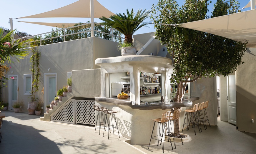 Image 16: ✈ SANTORIN | Oia - Edem Luxury Hotel - Vue panoramique