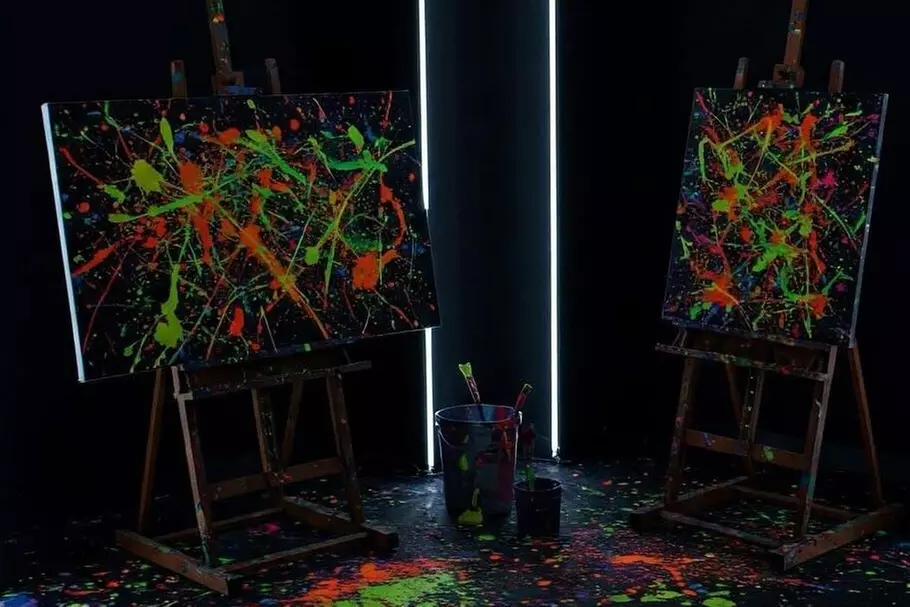 $17.50 For 2 Persons In Splatter Box Including 2 8x10 Canvases (Reg...