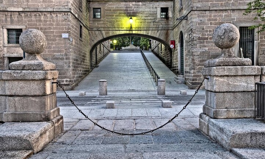 Image 10: Excursión al Valle de los Caídos y Monasterio de Madrid