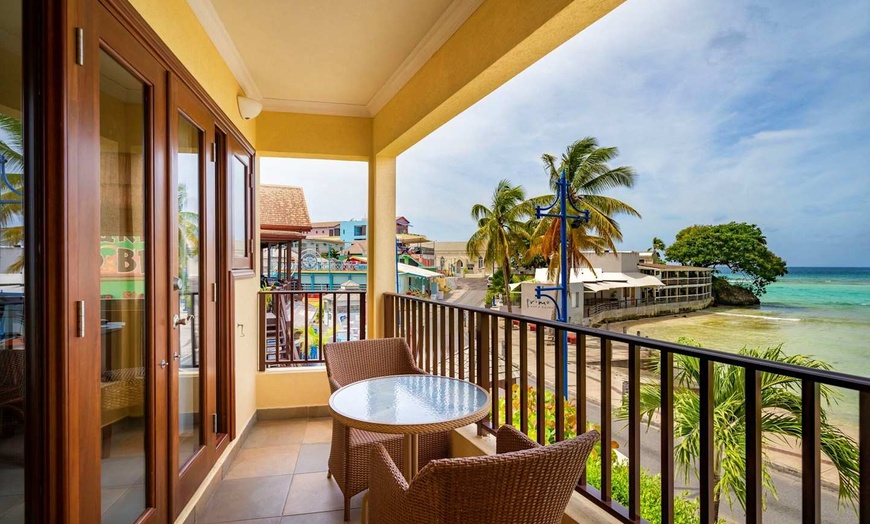 Image 11: ✈ BARBADE | Christ Church - Yellow Bird 3*, 5 nuit - Vue panoramique
